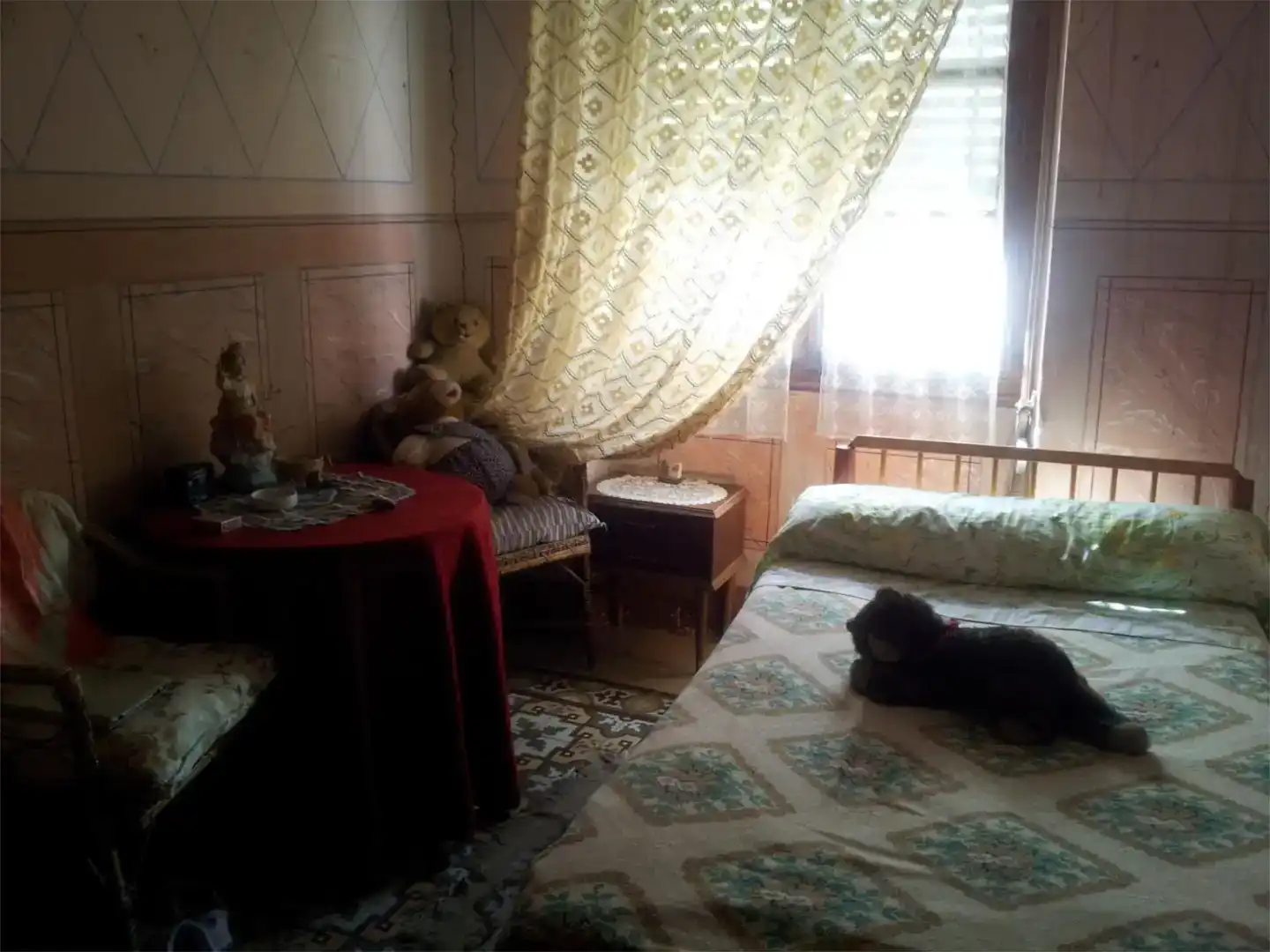 Dormitori de Casa adosada en venda en Albacete amb Parquet, Traster i Moblat