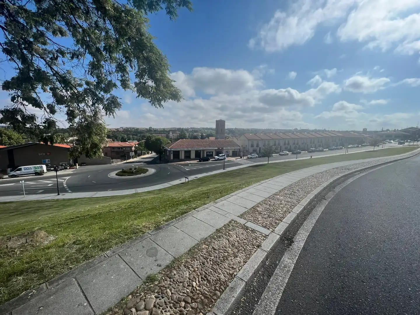 Vista exterior de Local en venta en Ávila