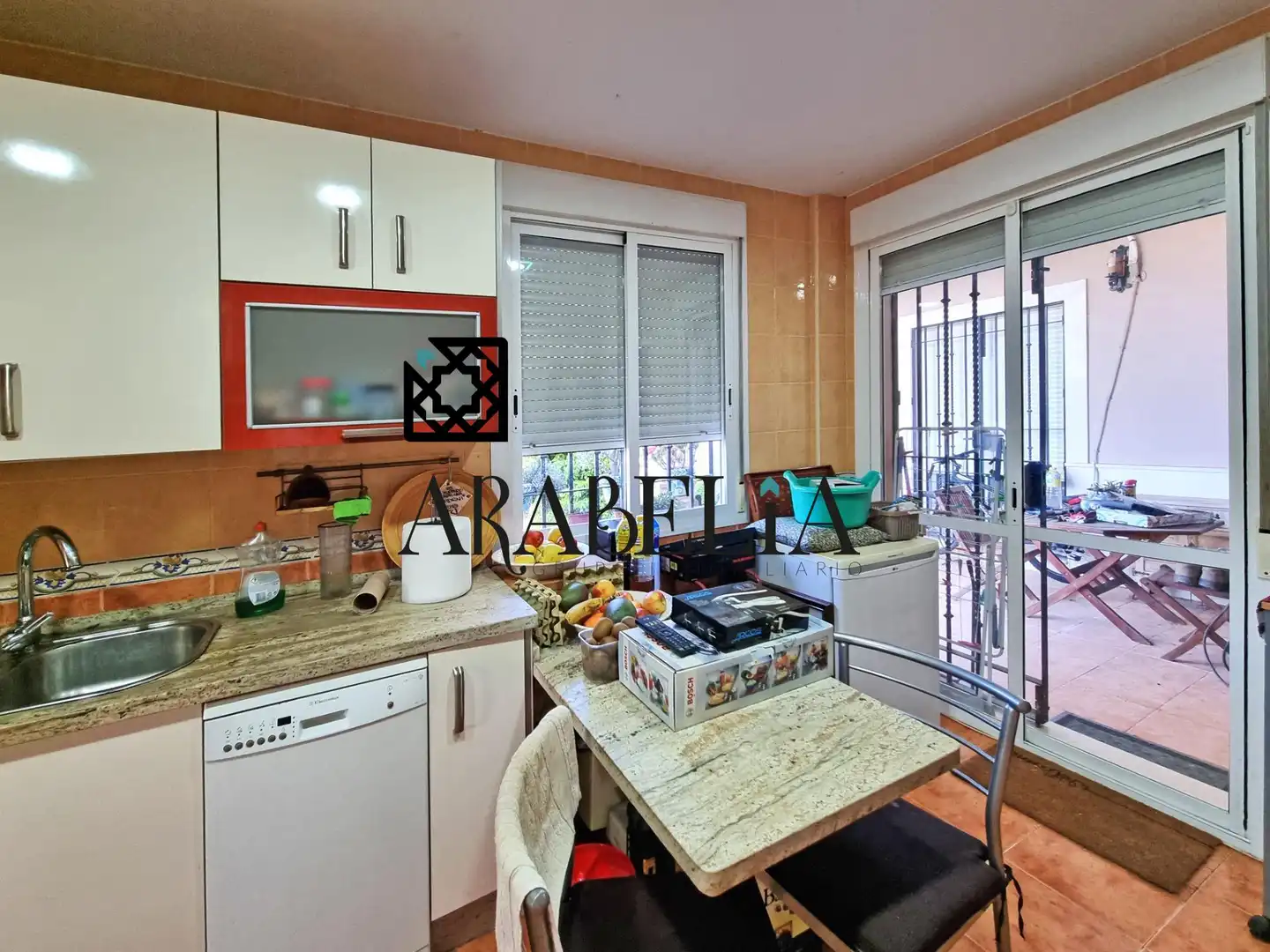 Villa mit Pool zum Verkauf in La Carlota, imagen 13