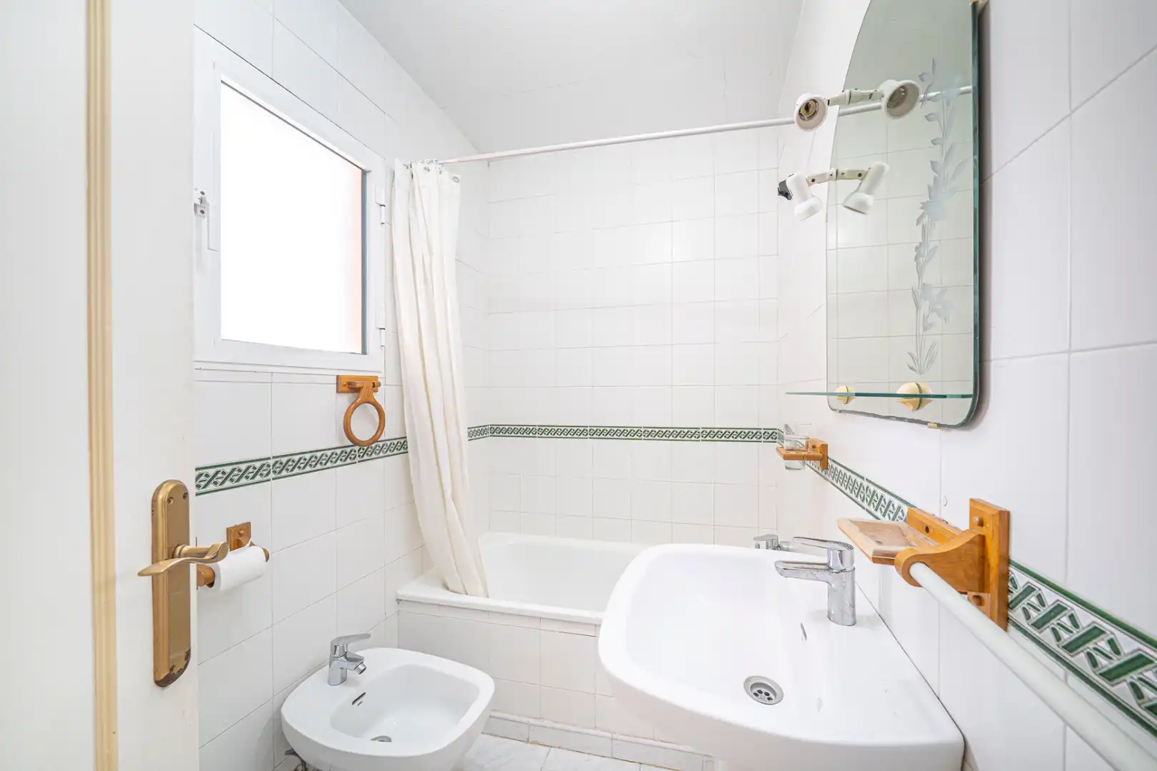 Baño de Ático en venta en Torrevieja con Jardín privado, Terraza y Trastero