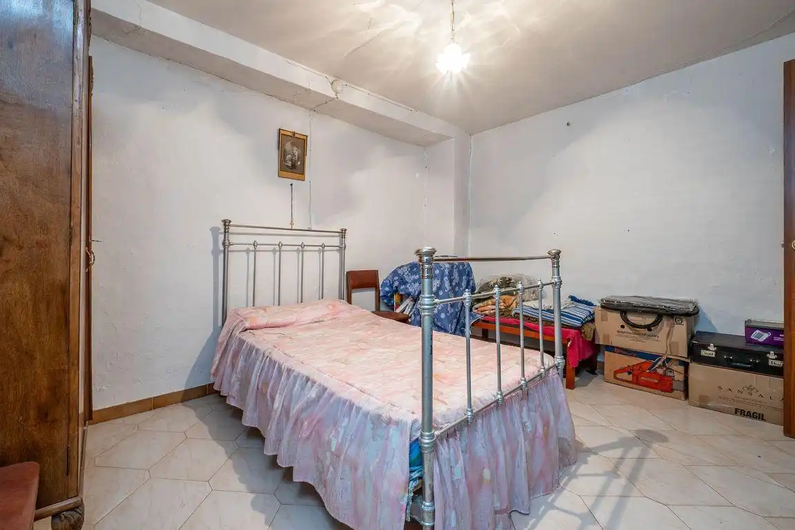 Dormitori de Casa o xalet en venda en Cacín amb Balcó