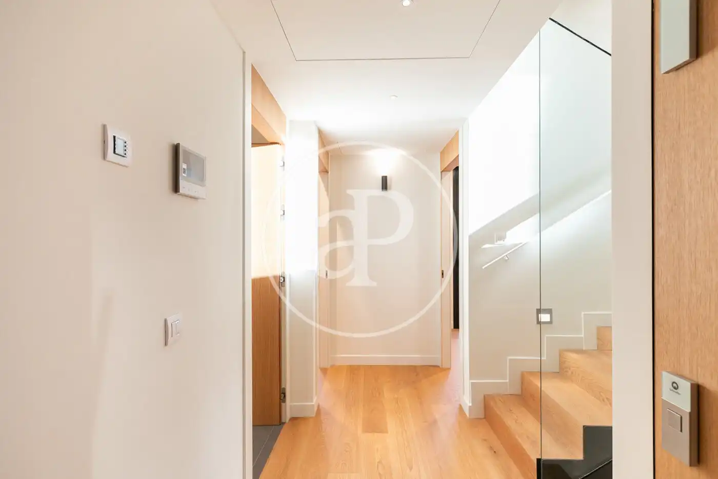 Flat for rent in Barcelona  with Air Conditioner, Heating and Private garden