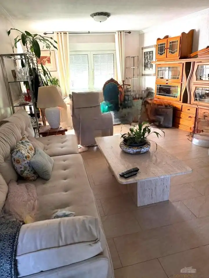 Sala d'estar de Casa o xalet en venda en Soto del Real amb Calefacció