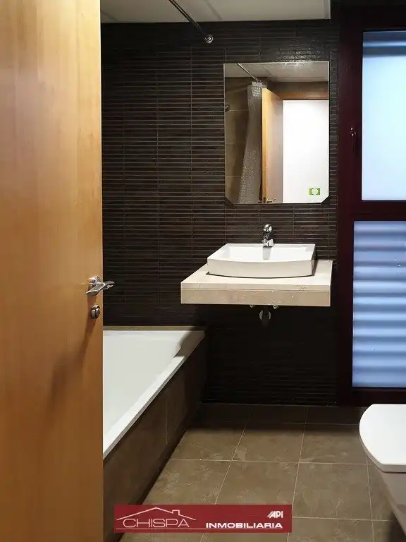 Baño de Piso de alquiler en Náquera con Piscina comunitaria