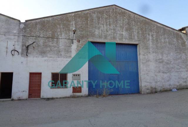 Nave industrial en Venta en Casar de Cáceres