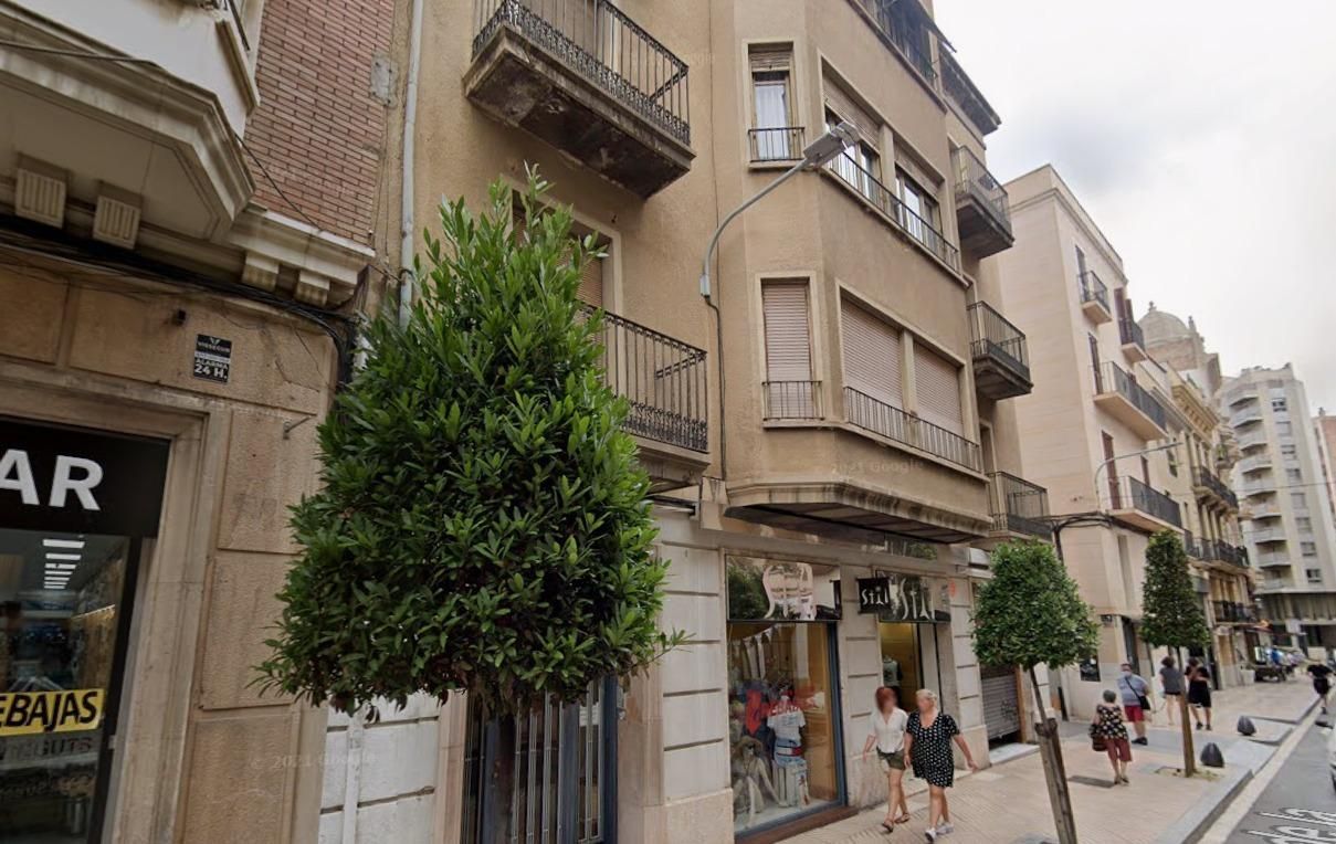 Vista exterior de Pis en venda en Reus