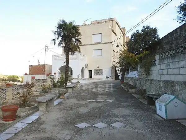 Exterior view of Houses for sale in Alcoy / Alcoi  with Terrace, Storage room and Swimming Pool