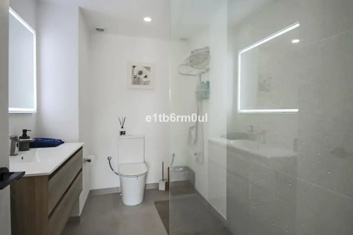 Flat with lift for sale in Nueva Andalucía, imagen 15