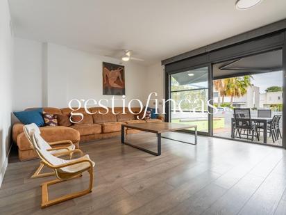 Living room of Single-family semi-detached for sale in Mont-roig del Camp  with Air Conditioner, Heating and Terrace