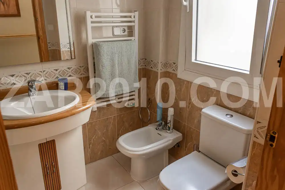 Baño de Ático en venta en Garrucha con Aire acondicionado, Calefacción y Terraza