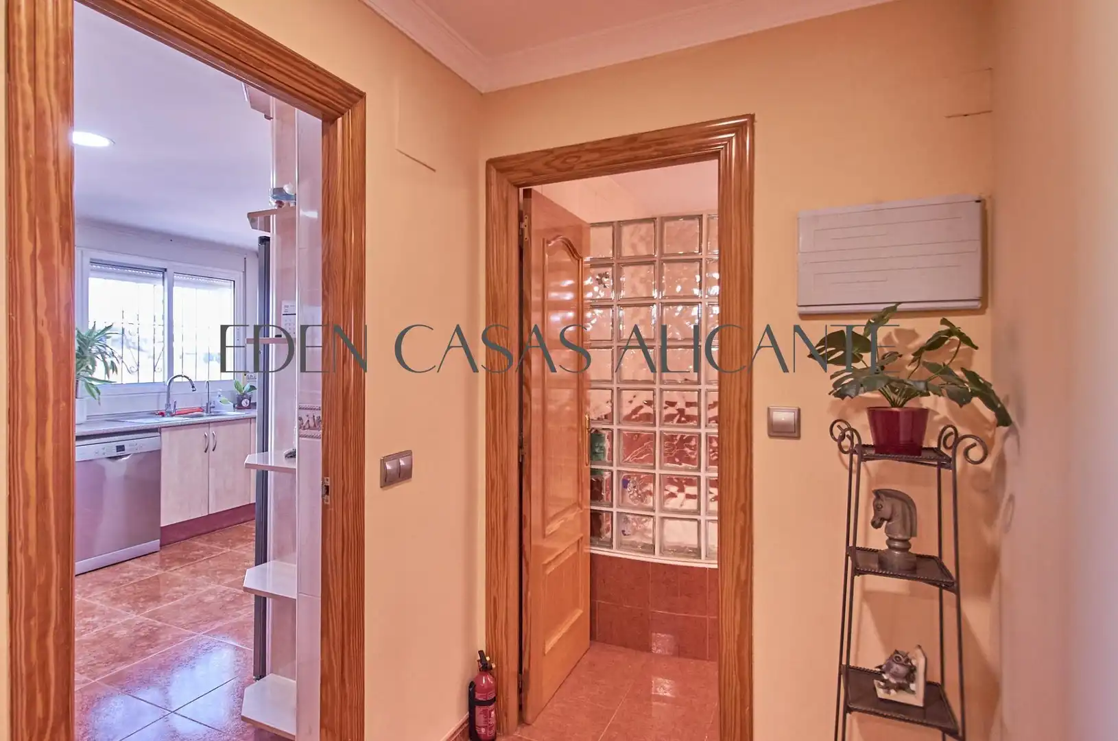 Casa o xalet en venda en Alicante / Alacant amb Aire condicionat, Jardí privat i Terrassa