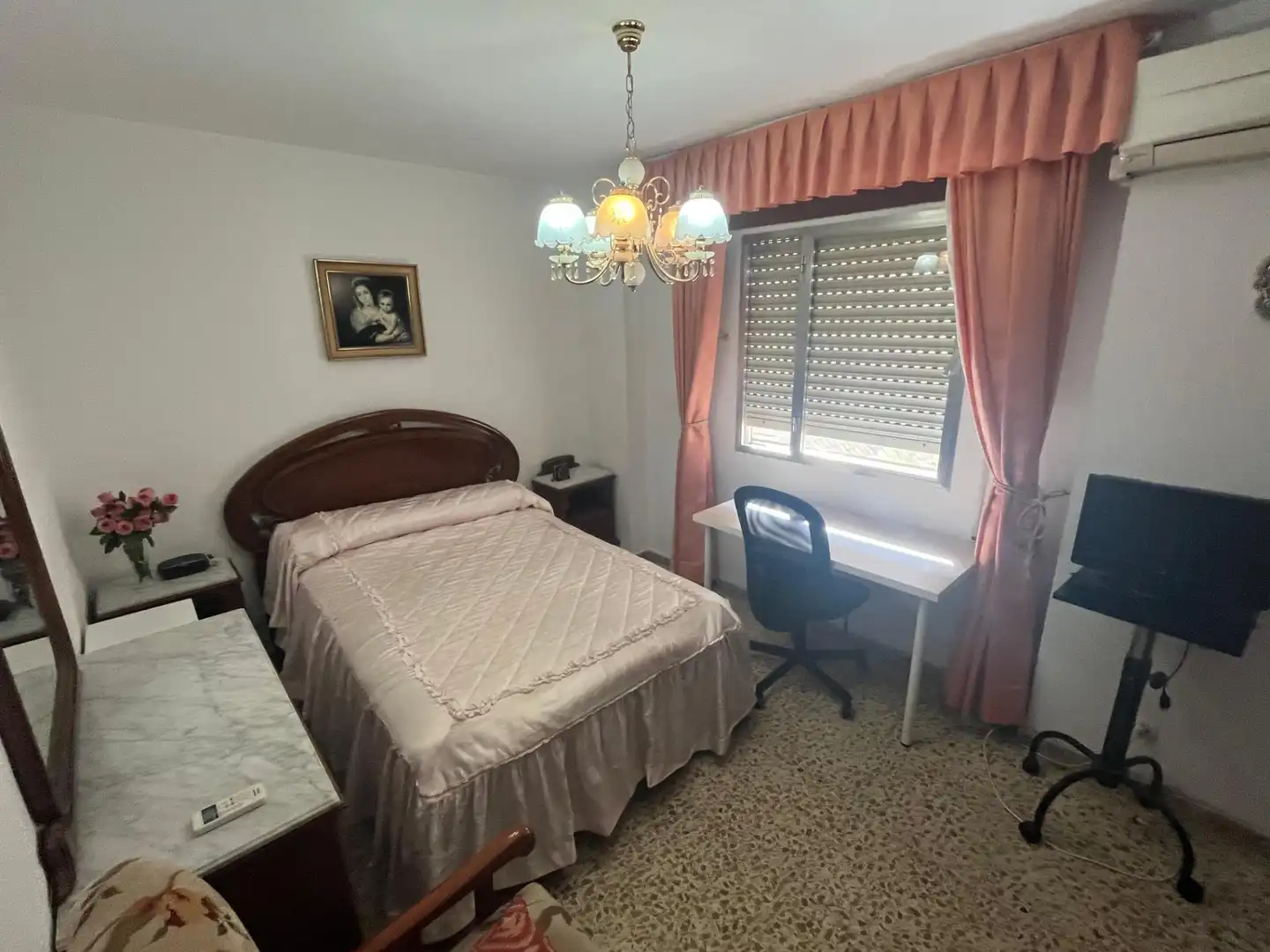 Appartamento con terrazza in affitto a Calle URBION, imagen 15