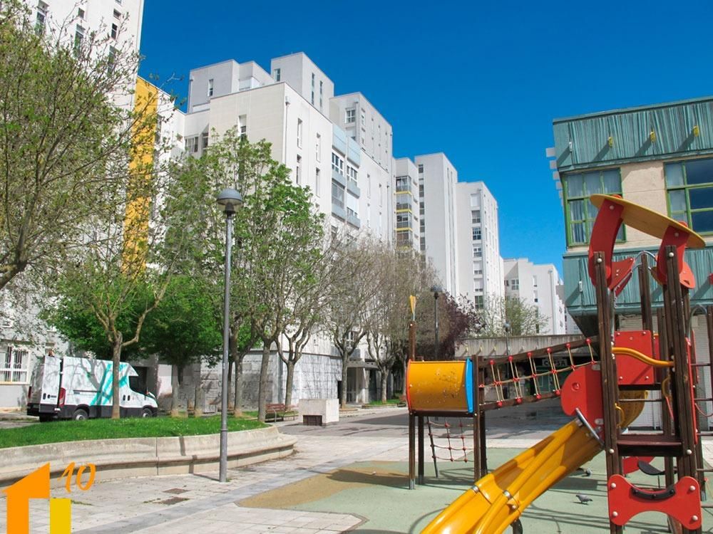 Exterior view of Premises for sale in Burgos Capital
