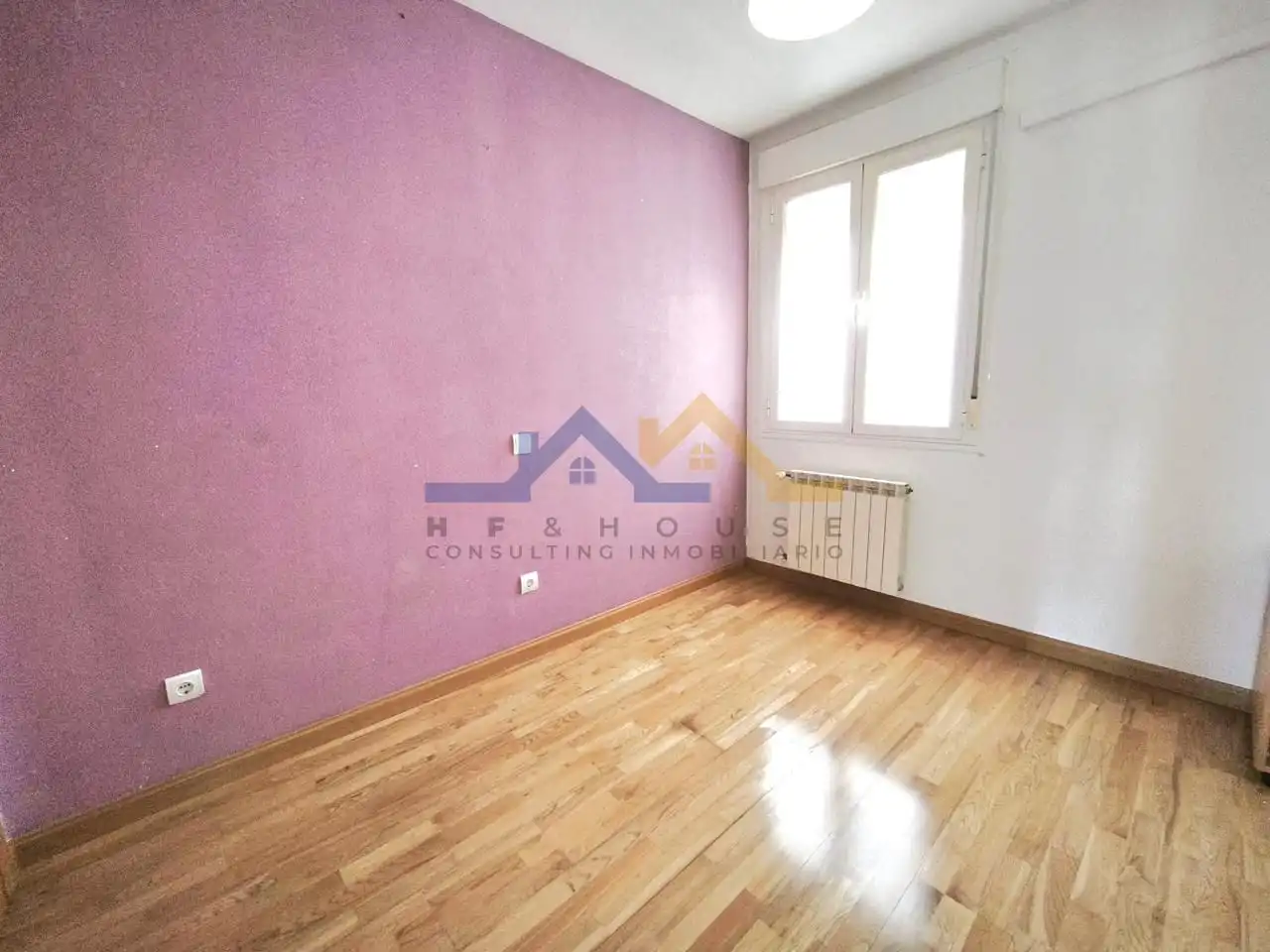 Schlafzimmer von Wohnung zum Verkauf in Ontígola mit Klimaanlage, Heizung und Privatgarten