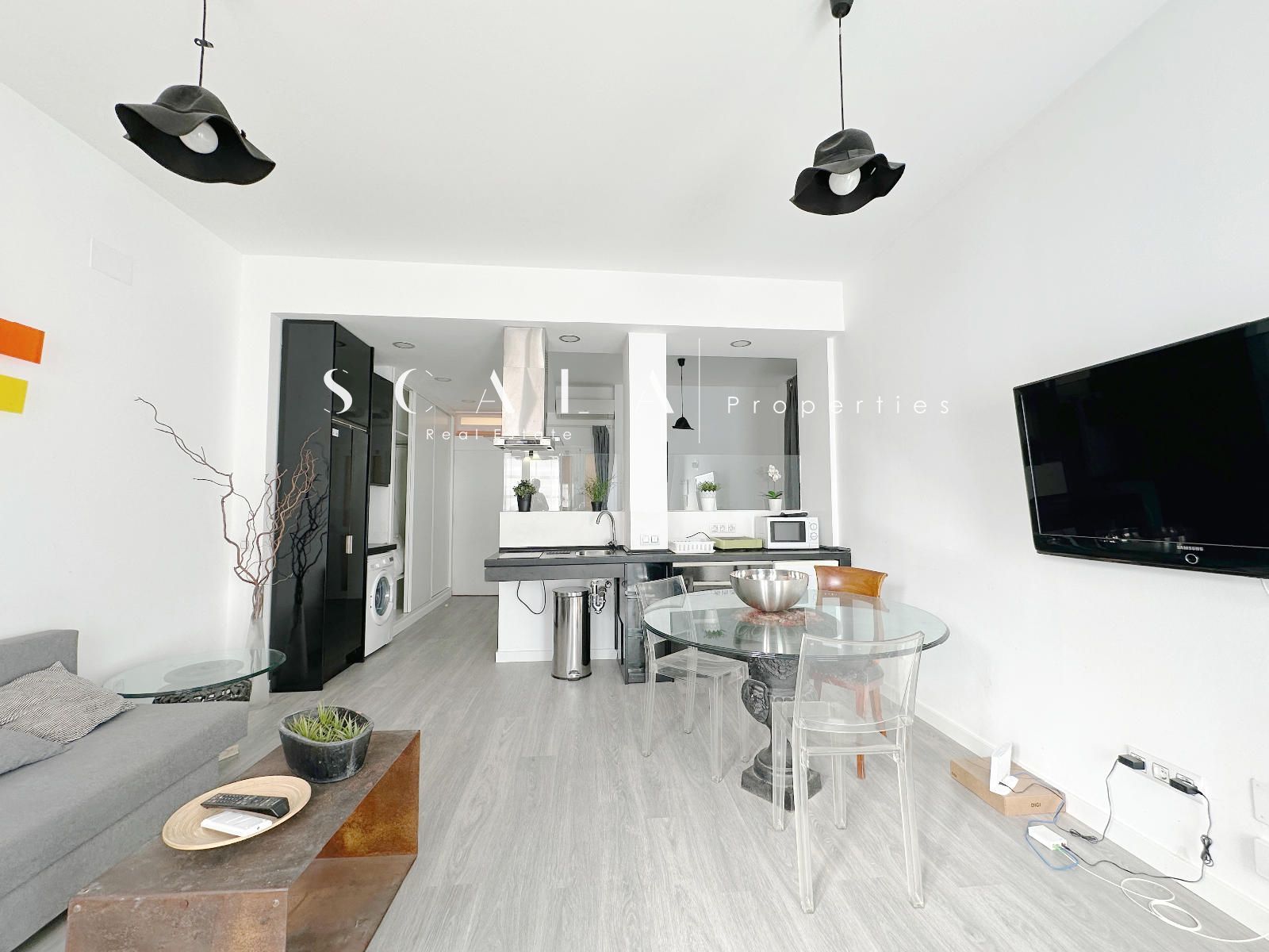 Kitchen of Flat to rent in  Madrid Capital  with Air Conditioner, Heating and Terrace