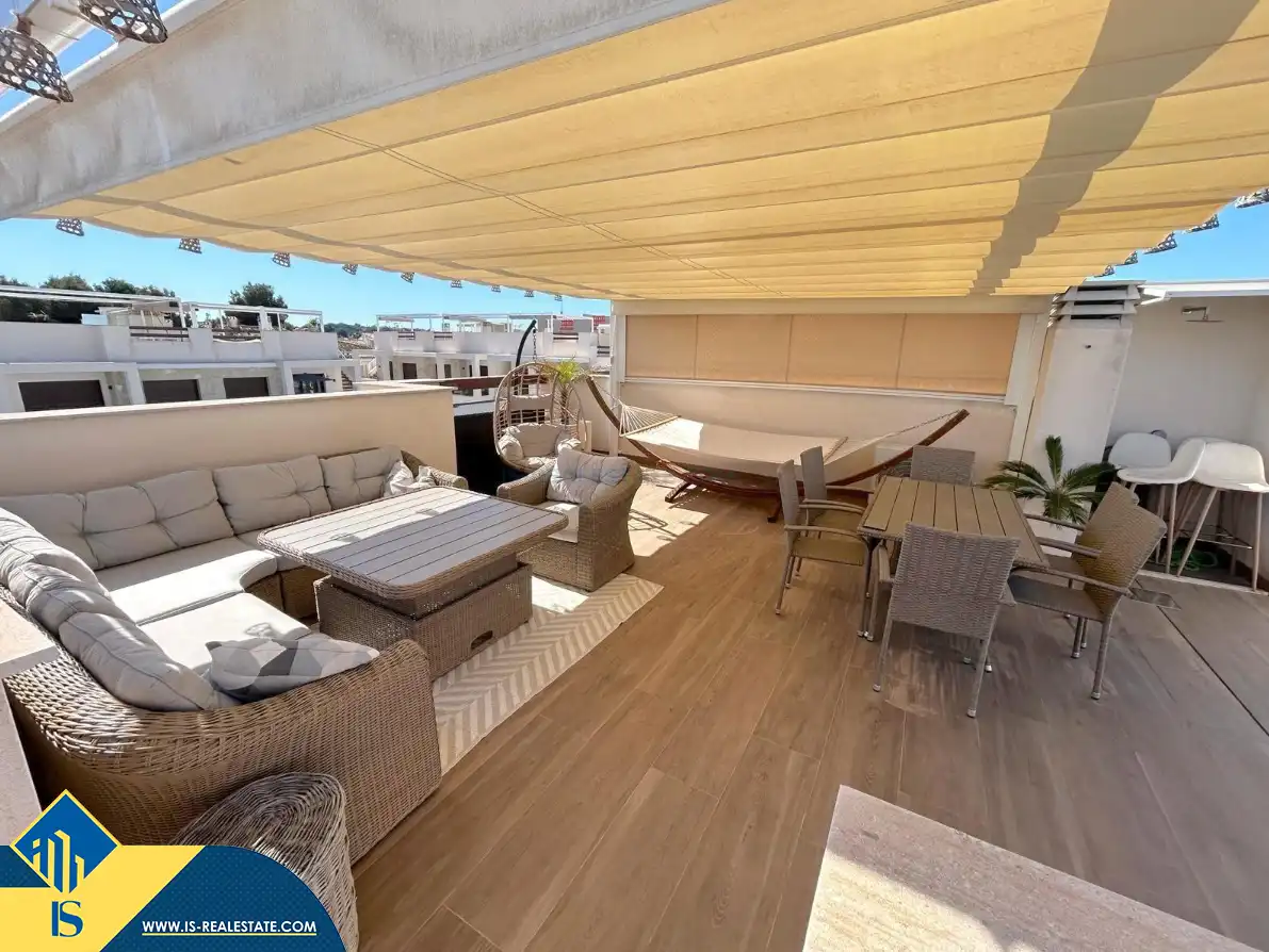 Bungalow con piscina en venta en Los Balcones - Los Altos, imagen 11