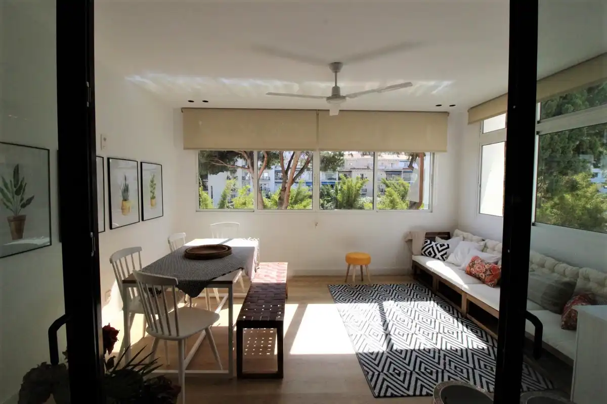 Wohnzimmer von Wohnung zum Verkauf in Marbella mit Klimaanlage, Terrasse und Möbliert
