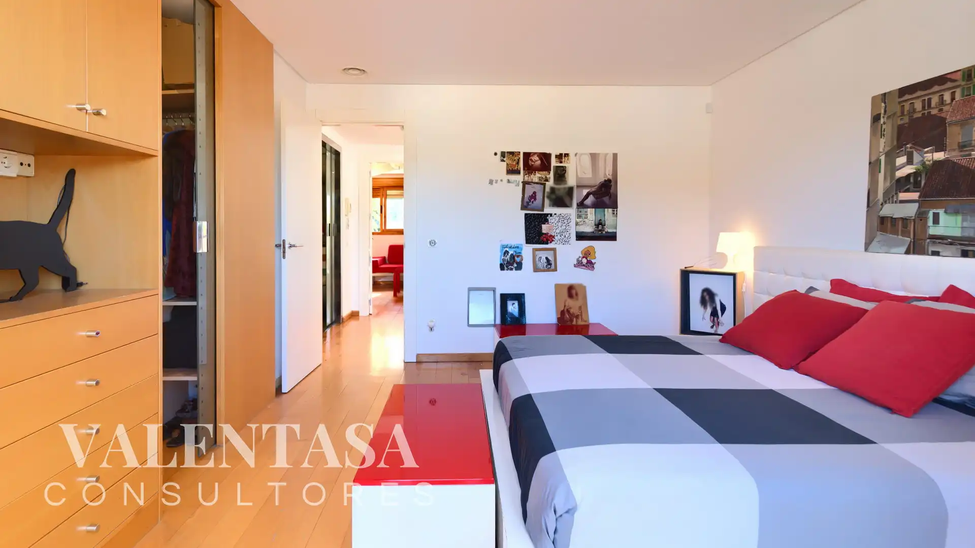 Bedroom of Detached homes for sale in Chiva  with Air Conditioner, Private garden and Terrace