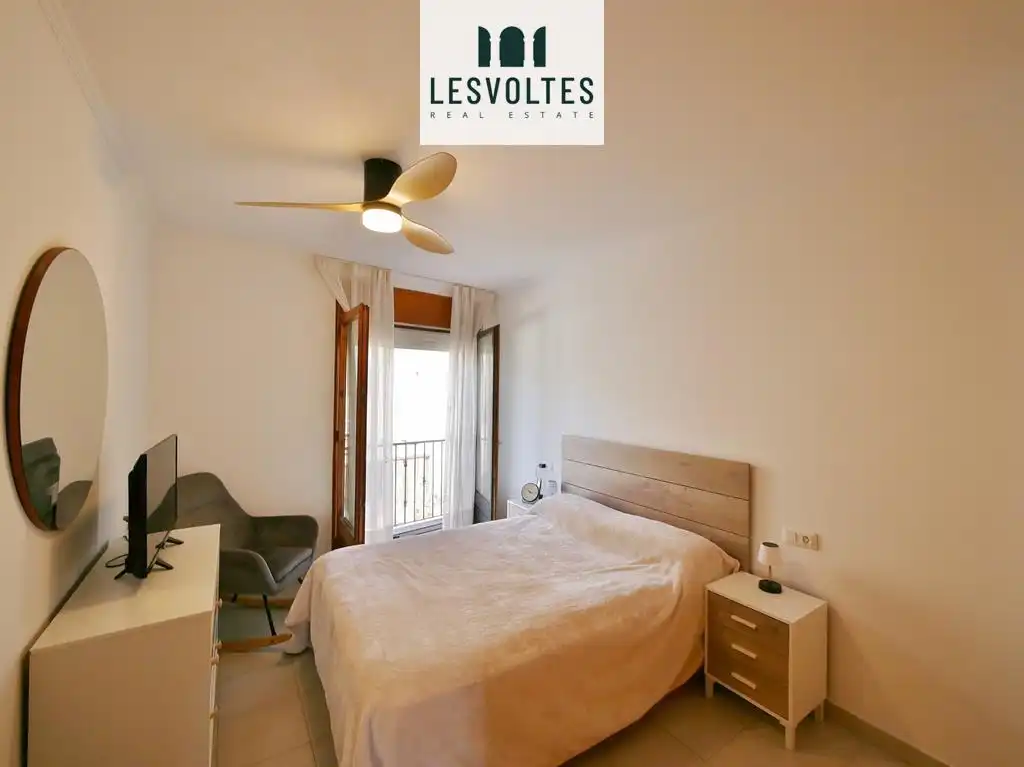 Bedroom of Flat for sale in Verges  with Air Conditioner, Heating and Terrace