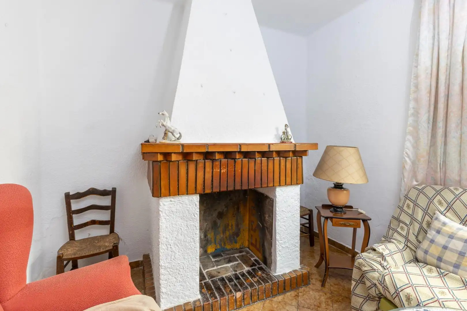 Sala d'estar de Finca rústica en venda en Villa de Otura amb Aire condicionat, Terrassa i Traster