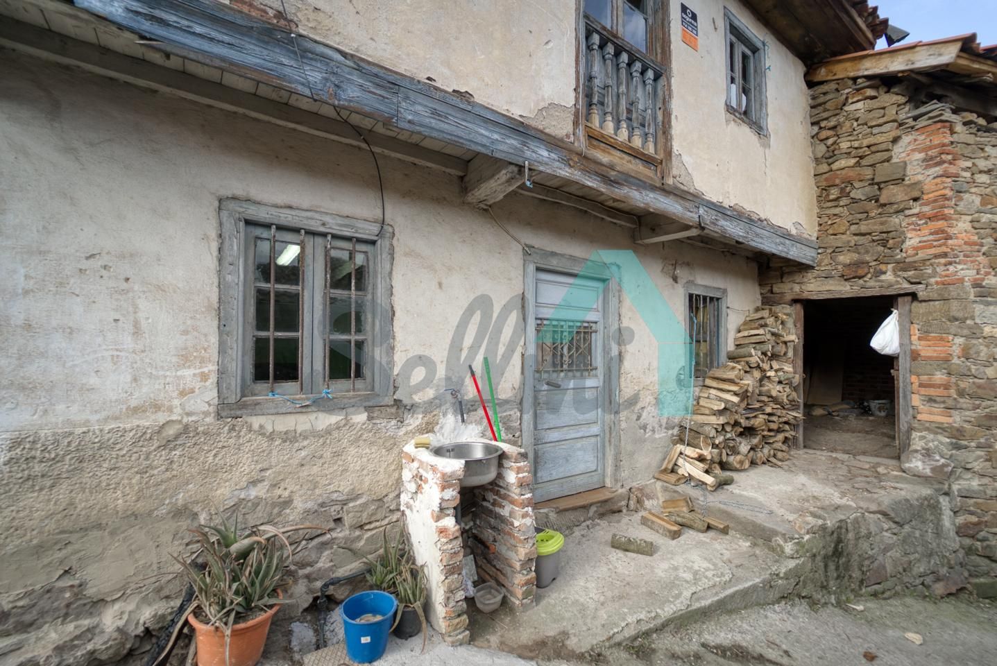 Exterior view of Houses for sale in Laviana  with Parquet flooring