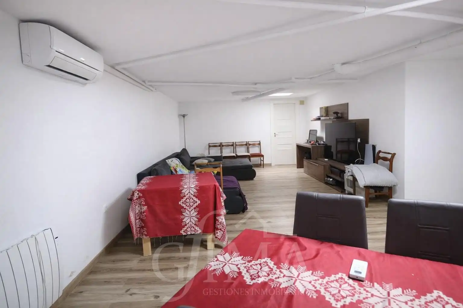 Casa o xalet en venda en Tomelloso amb Aire condicionat, Calefacció i Terrassa