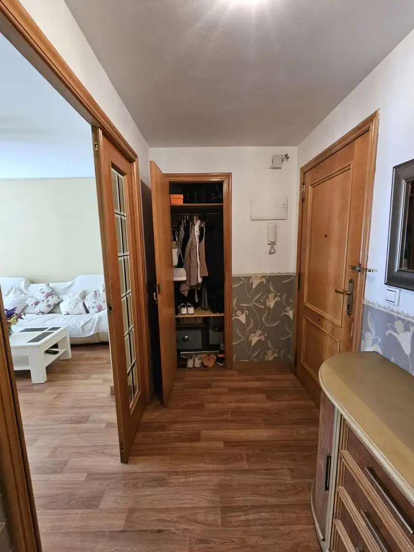 Habitación de Piso en venta en Valencia con Aire acondicionado, Terraza y Amueblado