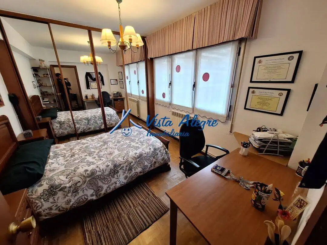 Schlafzimmer von Wohnung zum Verkauf in Haro mit Heizung, Terrasse und Möbliert