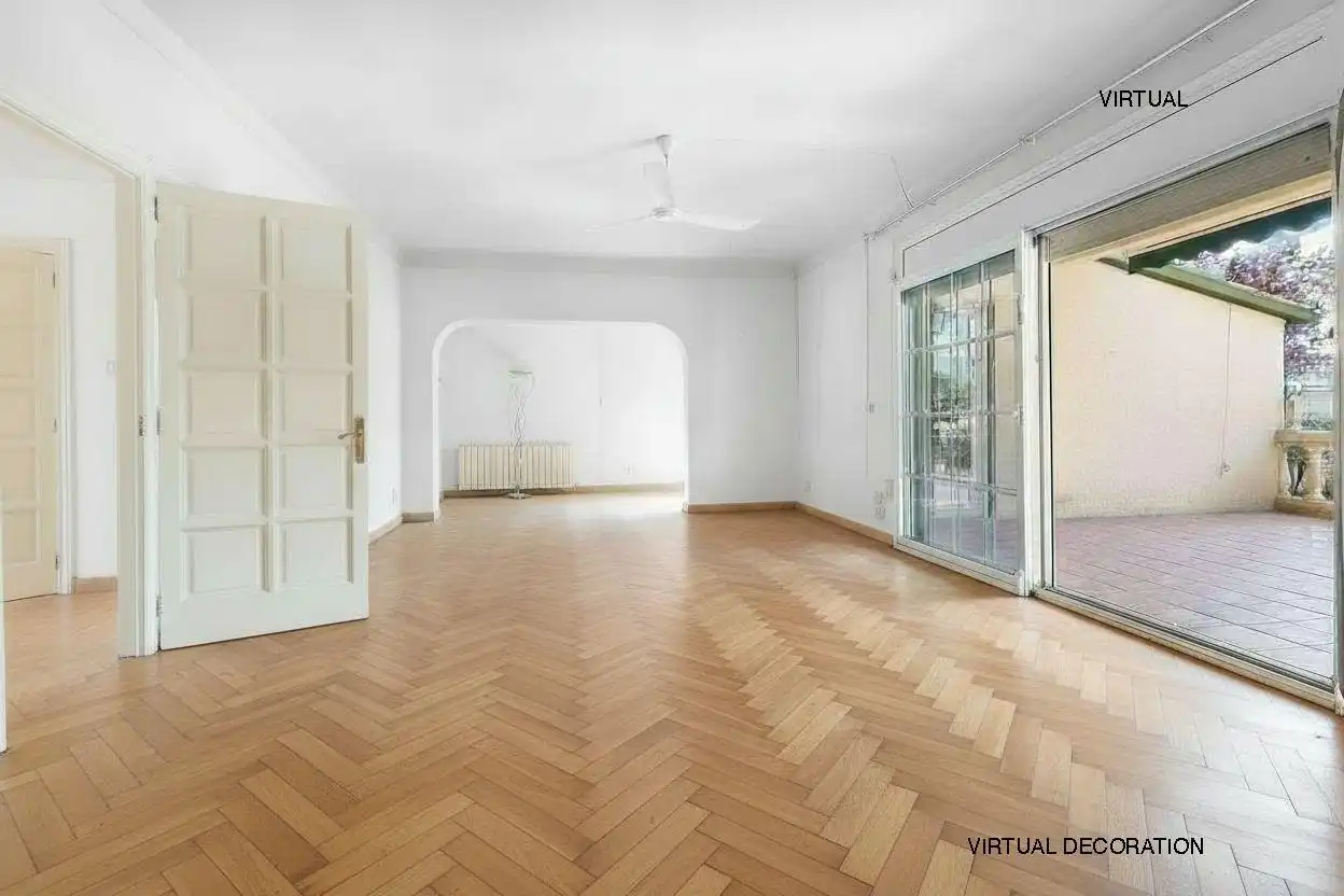 Sala de estar de Casa o chalet en venta en Sant Pere Pescador con Aire acondicionado, Calefacción y Jardín privado