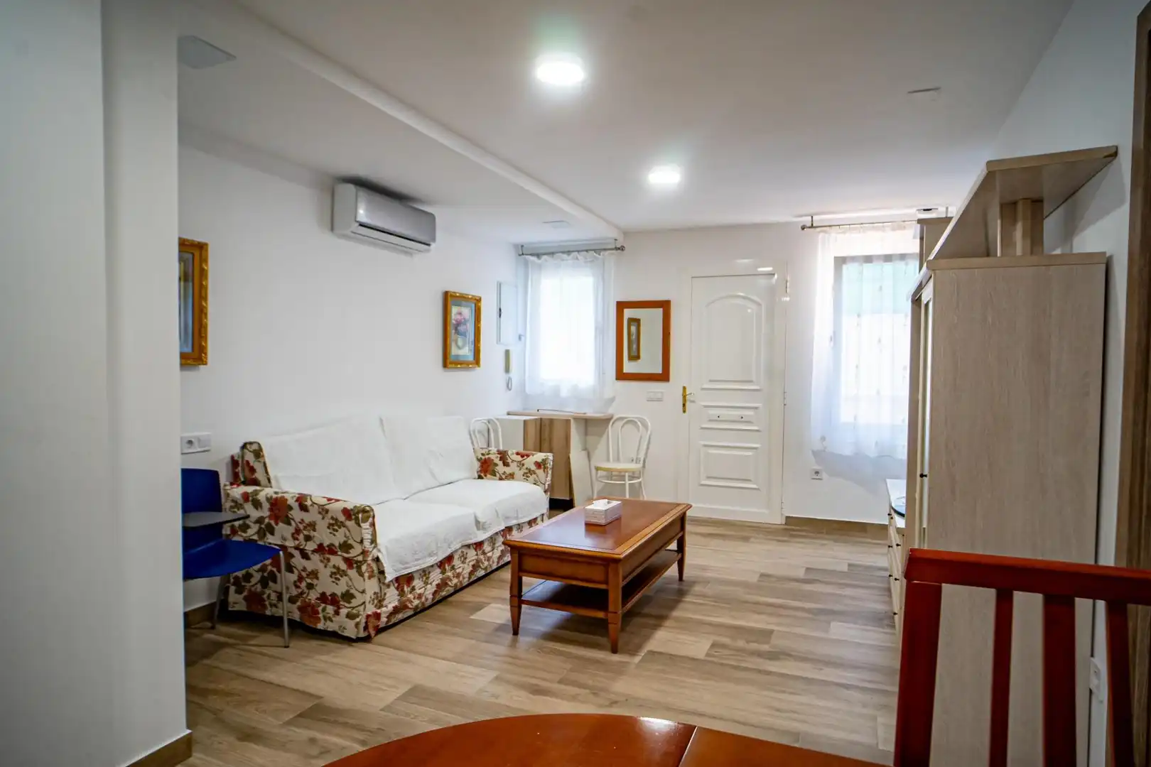 Living room of Houses for sale in L'Alfàs del Pi  with Air Conditioner, Heating and Private garden