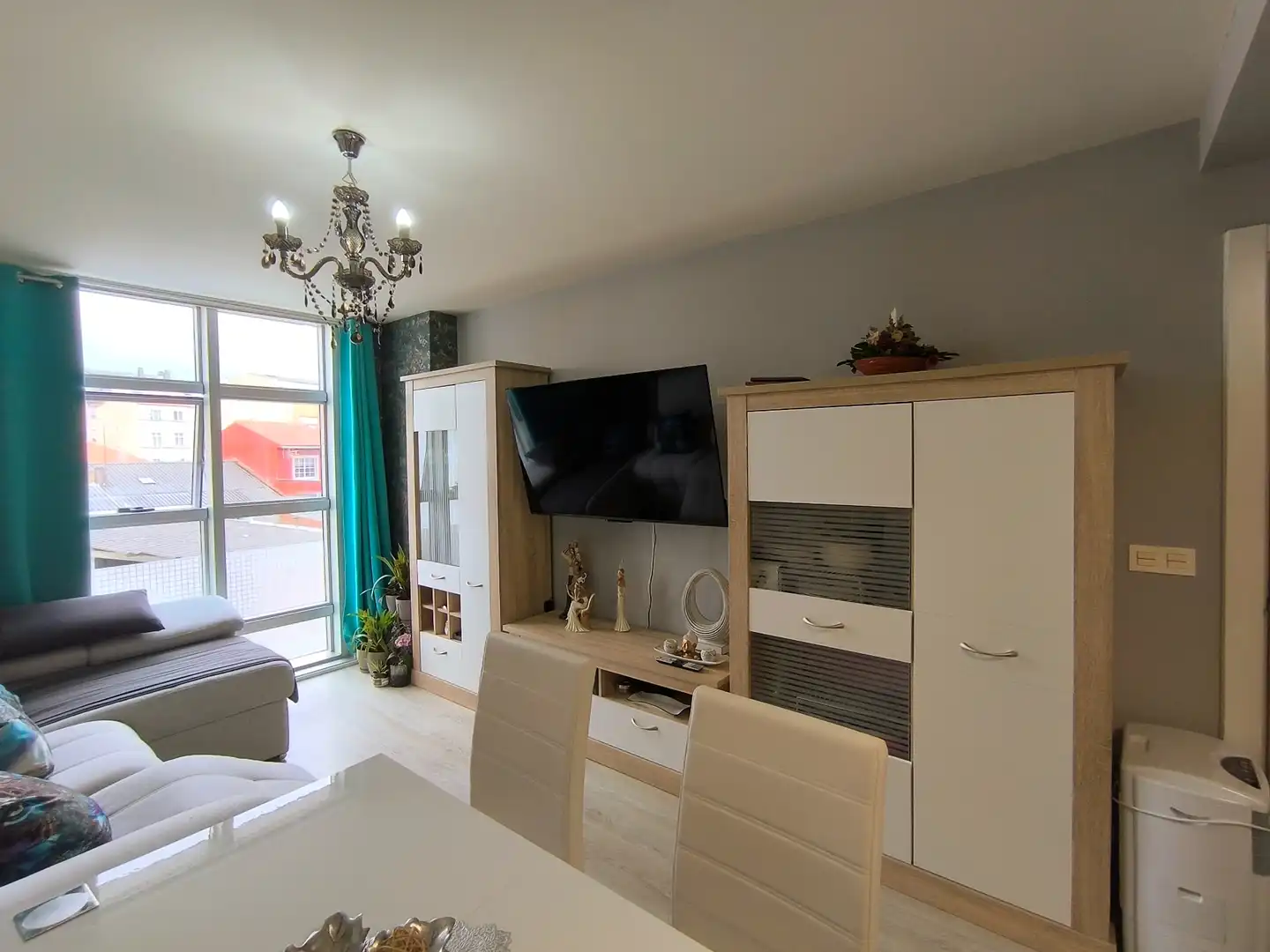 Wohnzimmer von Wohnung zum Verkauf in Ares mit Heizung, Parkett und Abstellraum