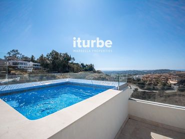 Wohnung mit Pool zum Verkauf in Las Lomas de Nueva Andalucia 122