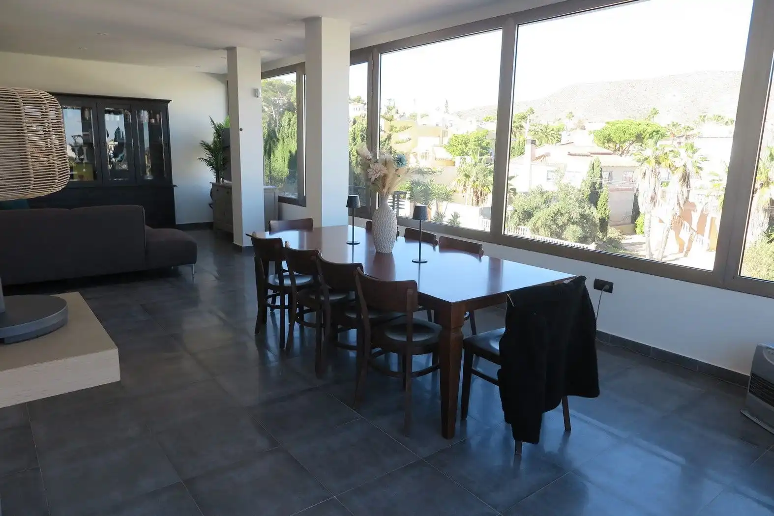Menjador de Casa o xalet en venda en El Campello amb Aire condicionat, Calefacció i Jardí privat