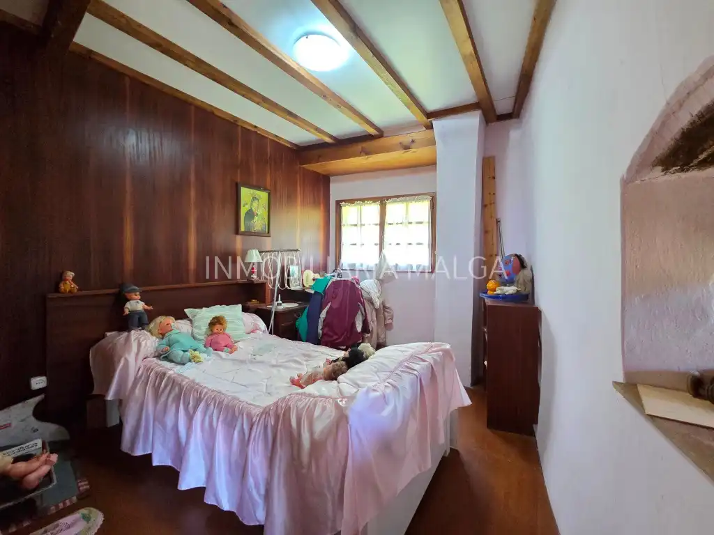 Bedroom of Houses for sale in Colunga  with Parquet flooring, Storage room and Furnished