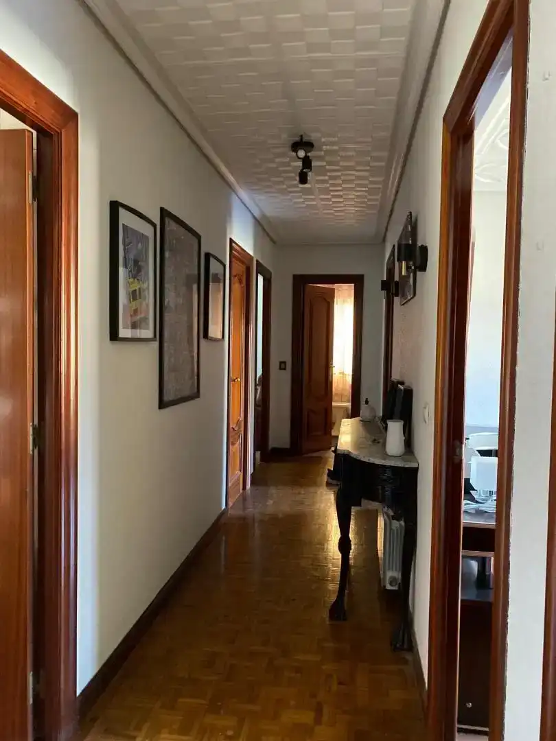 Wohnung zur Miete in Torrelavega  mit Parkett, Abstellraum und Möbliert