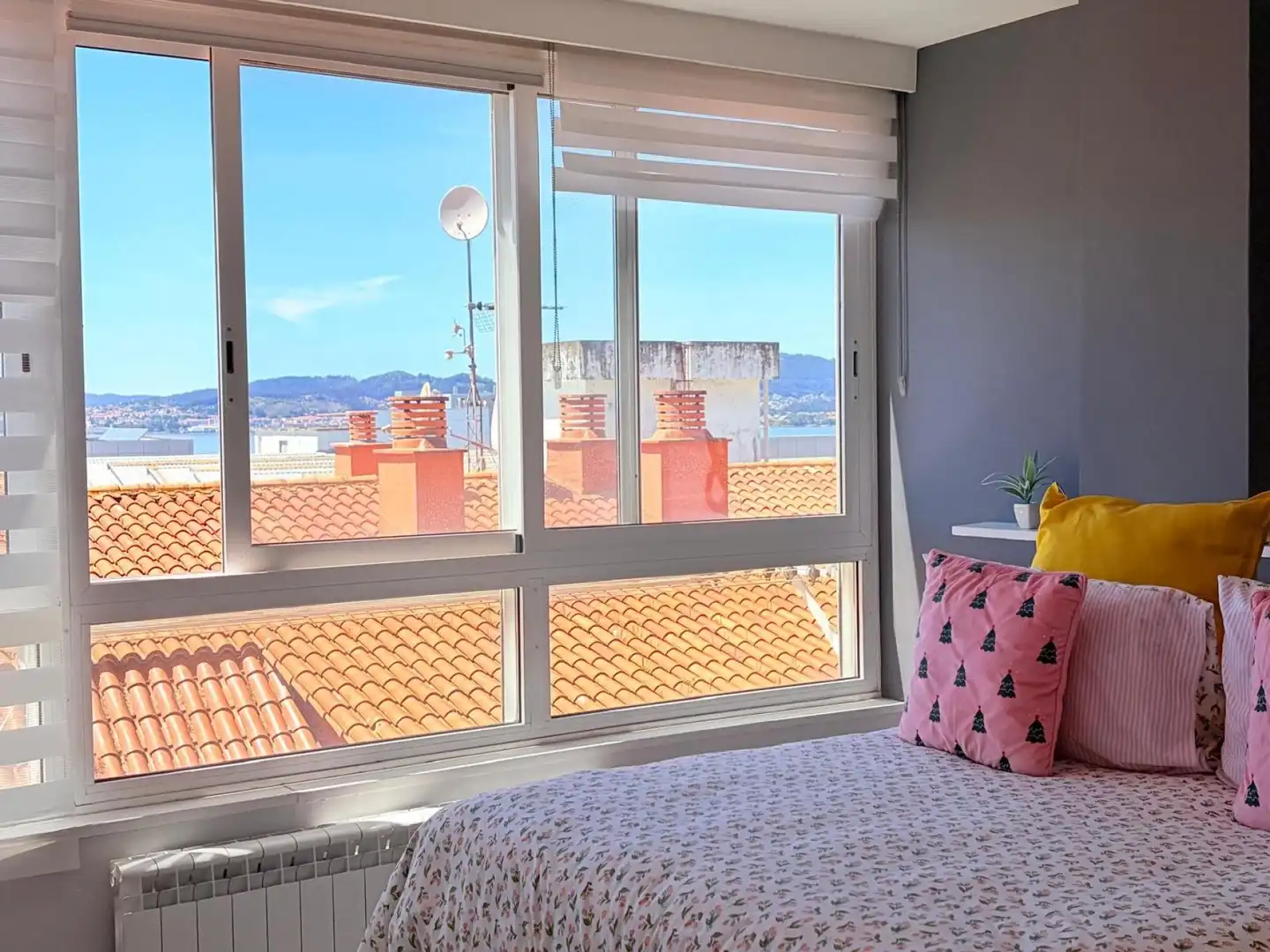 Habitación de Piso en venta en Vigo  con Aire acondicionado y Calefacción