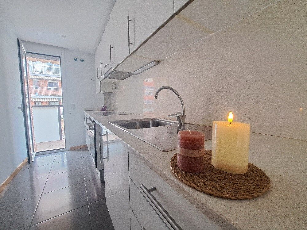 Cuina de Pis en venda en Rubí amb Calefacció i Traster