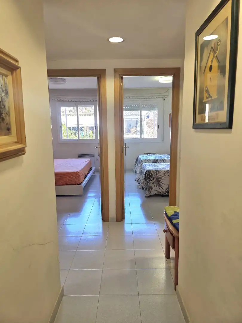 Schlafzimmer von Wohnung zum Verkauf in Calella mit Klimaanlage, Heizung und Balkon
