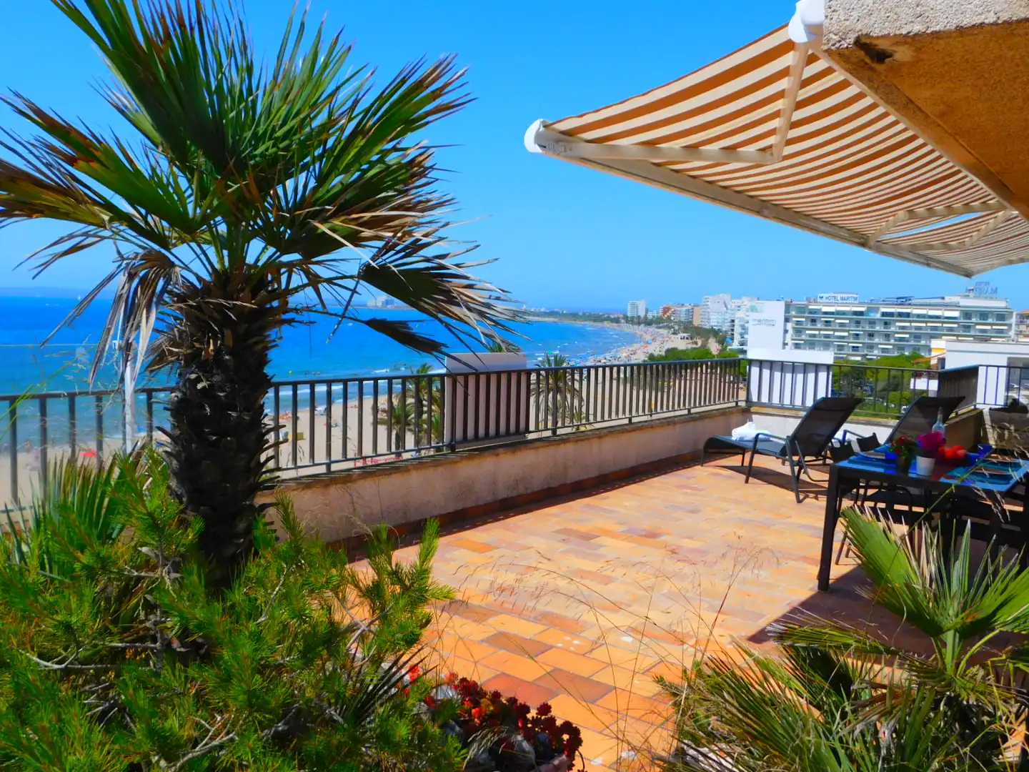 Terrace of Attic for sale in Roses  with Air Conditioner, Heating and Terrace
