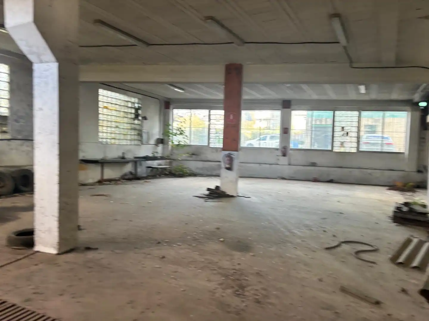 Nave industrial de alquiler en Ribadavia