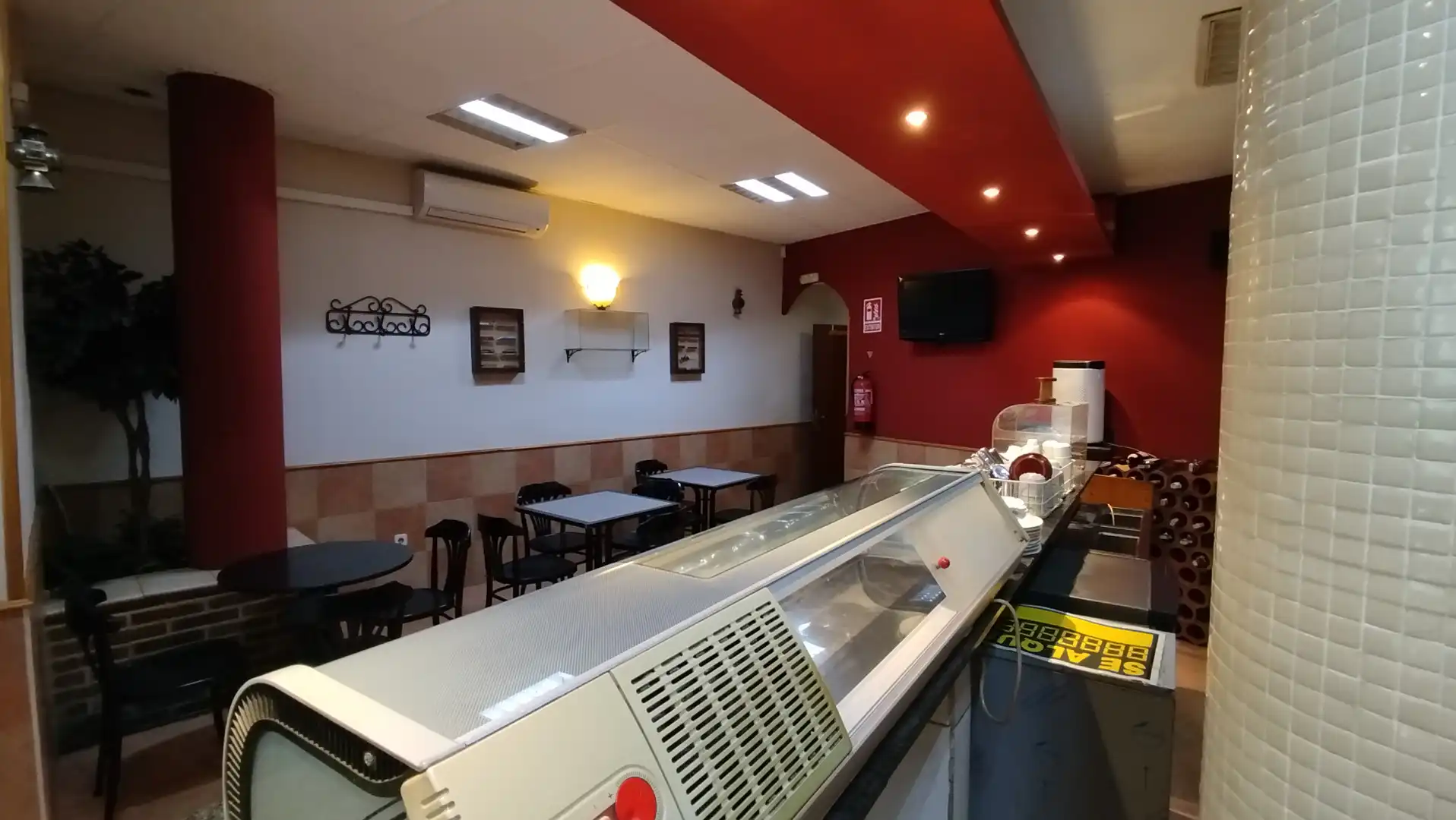 Local de alquiler en Azuqueca de Henares con Aire acondicionado, Calefacción y Amueblado