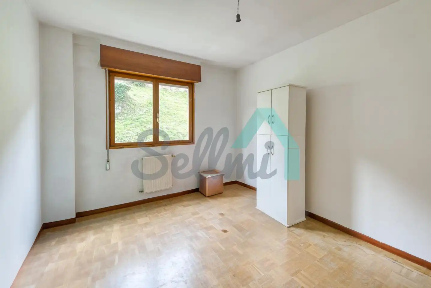 Schlafzimmer von Wohnung zum Verkauf in Lena mit Heizung, Parkett und Terrasse