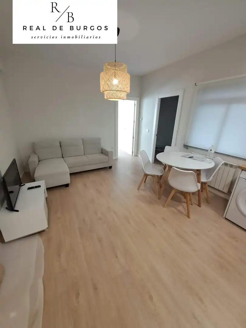 Living room of Flat for rent in Valladolid  with Heating and Furnished
