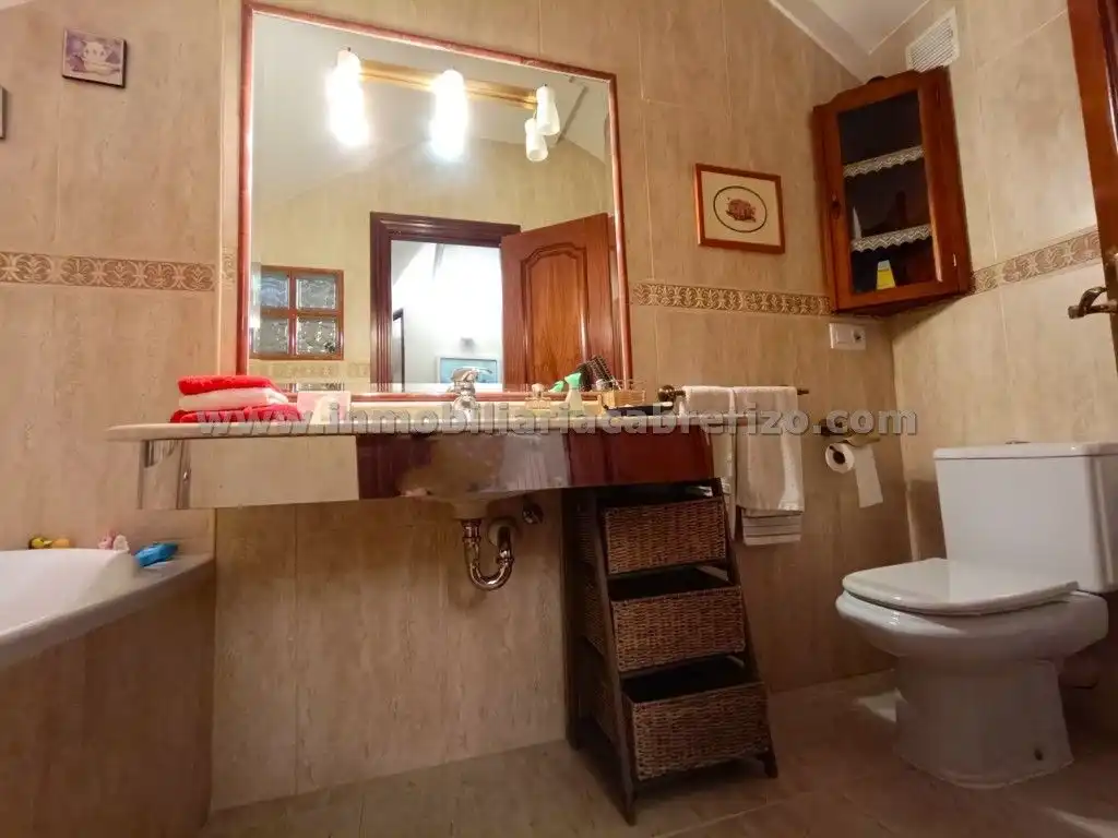 Detached homes for sale in N/A, Portillejo - Valdegastea