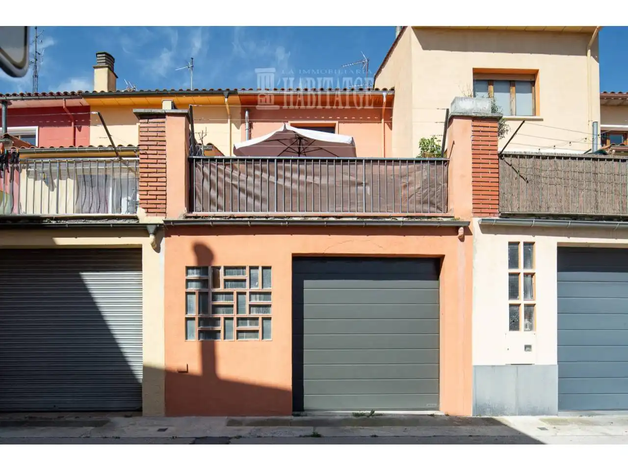 Vista exterior de Casa o chalet en venta en Santa Eugènia de Berga con Aire acondicionado, Calefacción y Parquet