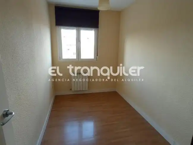 Schlafzimmer von Wohnung zur Miete in Getafe mit Möbliert und Waschmaschine