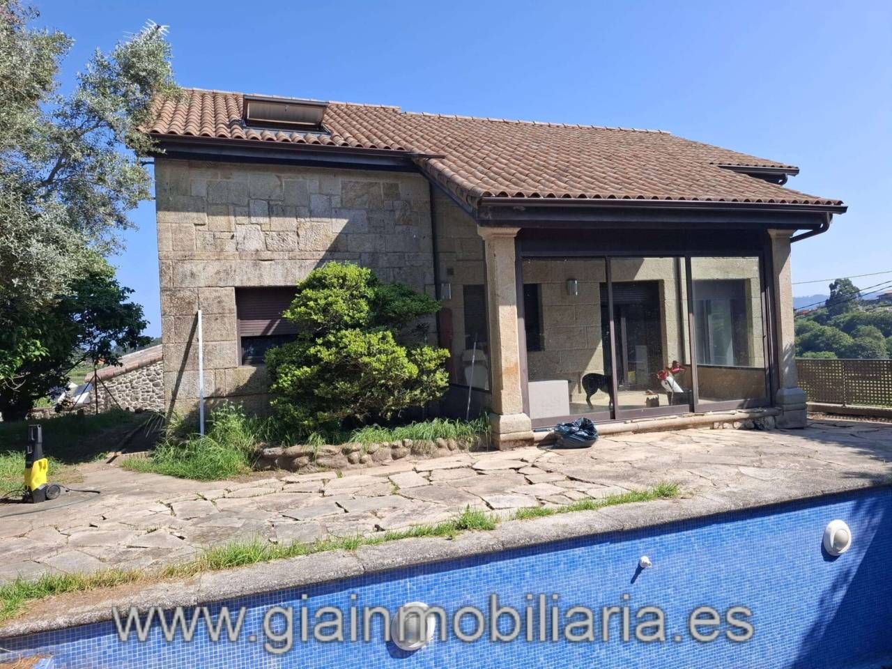Vista exterior de Casa o xalet en venda en Baiona amb Calefacció, Jardí privat i Terrassa
