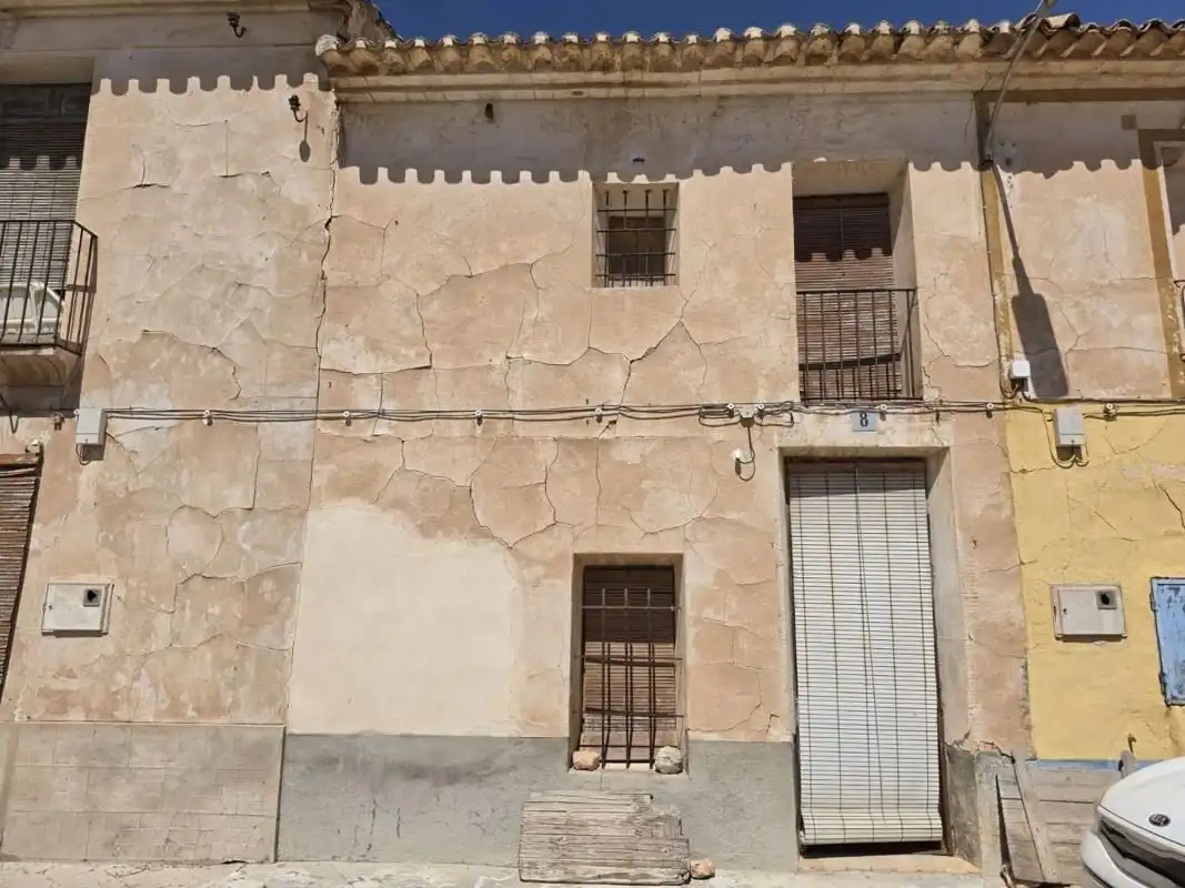 Villa zum Verkauf in Hondón de las Nieves / El Fondó de les Neus
