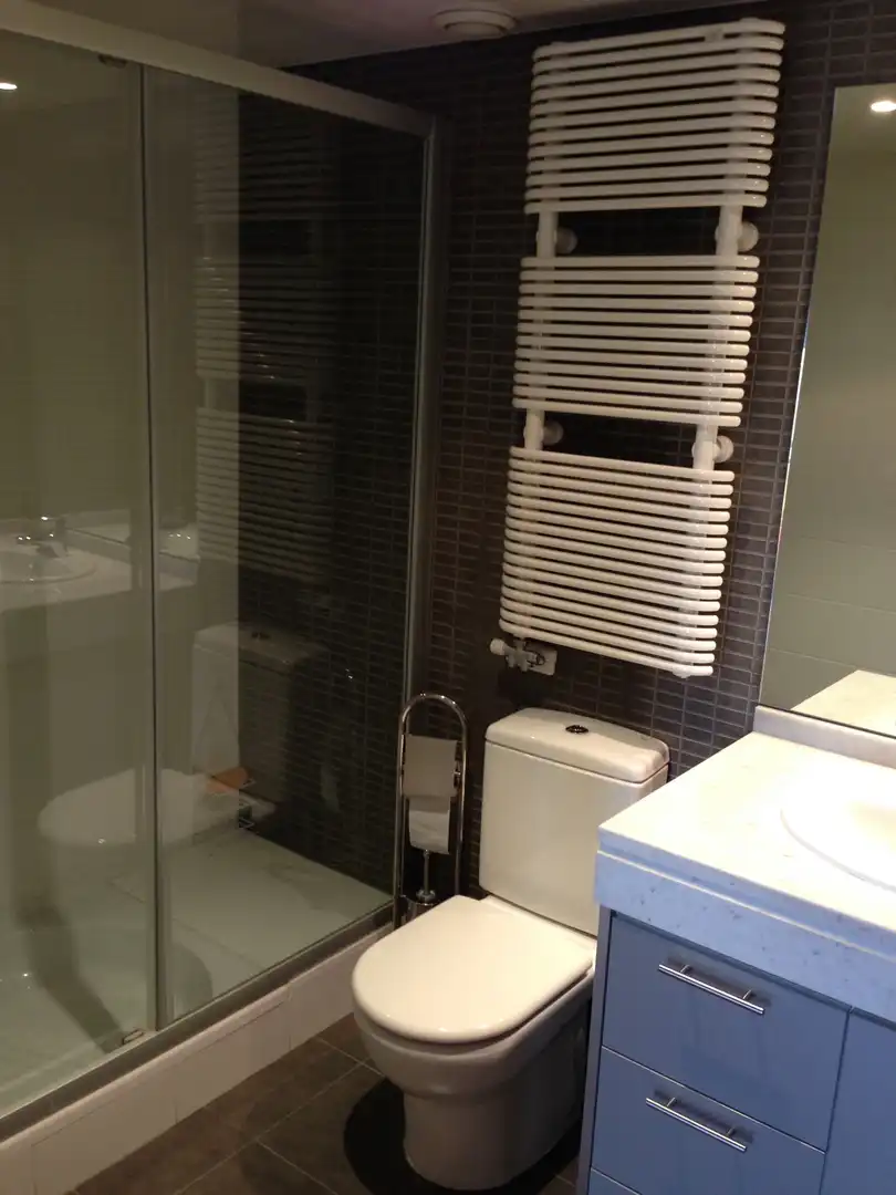 Baño de Ático en venta en  Lleida Capital con Aire acondicionado, Terraza y Balcón