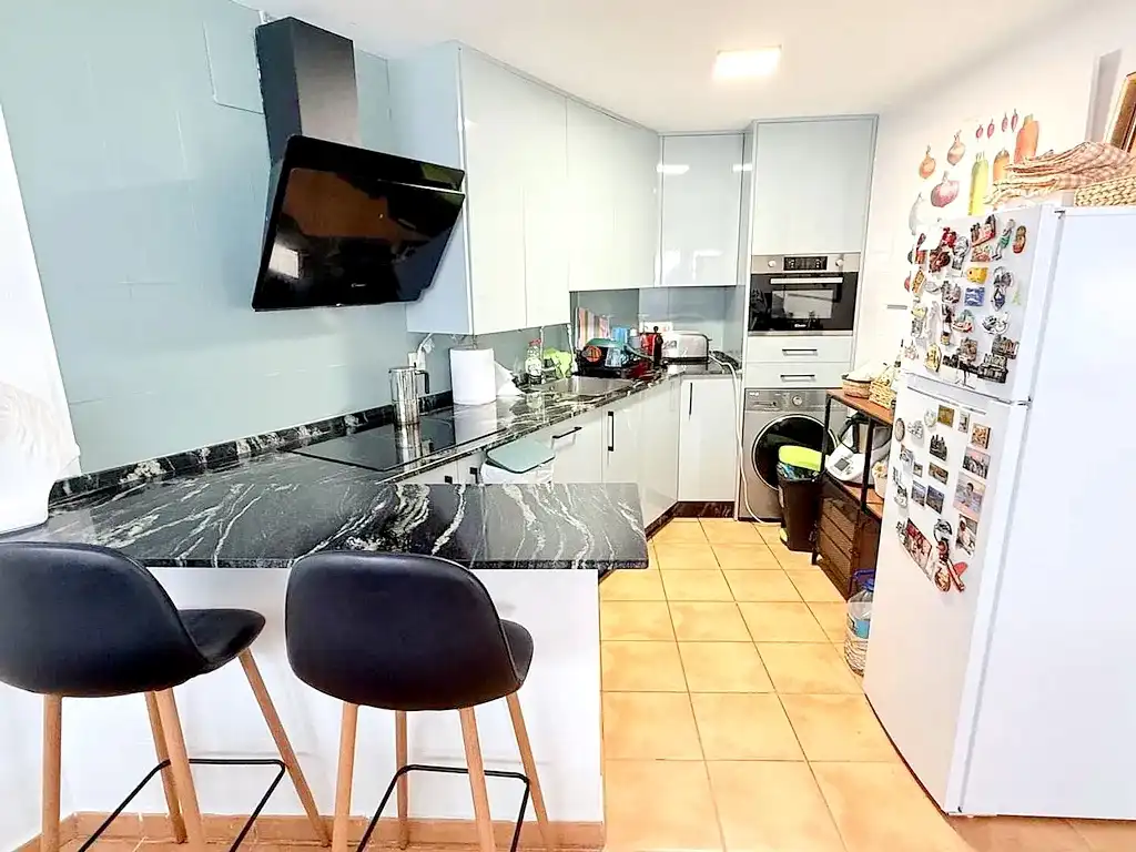 Cocina de Dúplex en venta en Vélez-Málaga con Aire acondicionado, Terraza y Trastero